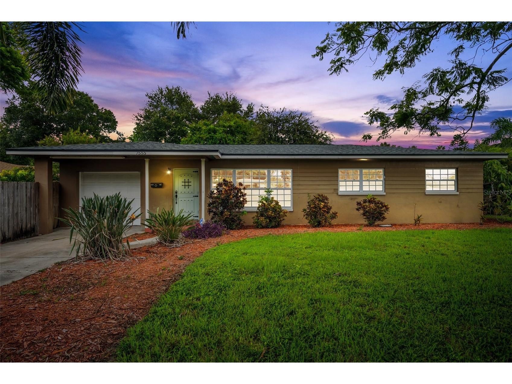 7555 19th Avenue N Saint Petersburg FL 33710 TB8516503 image28