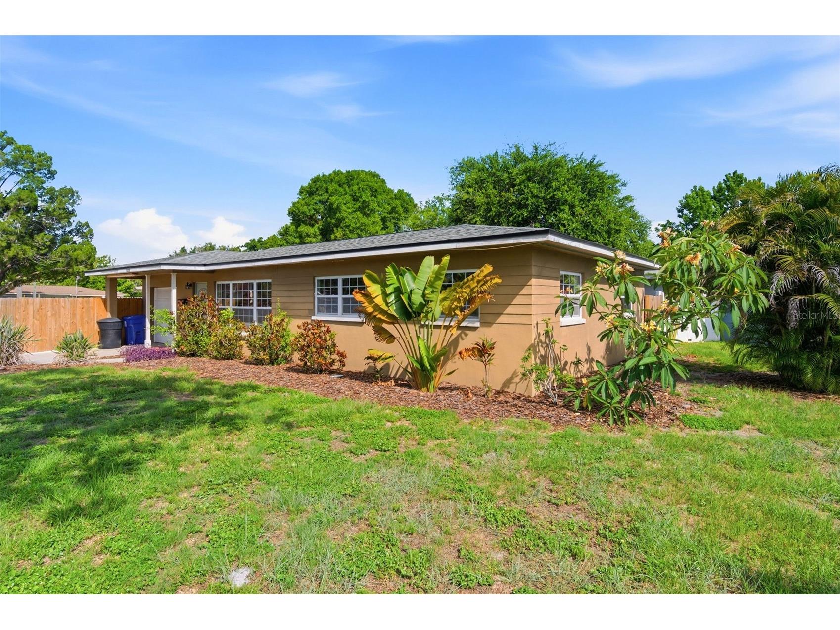 7555 19th Avenue N Saint Petersburg FL 33710 TB8516503 image3