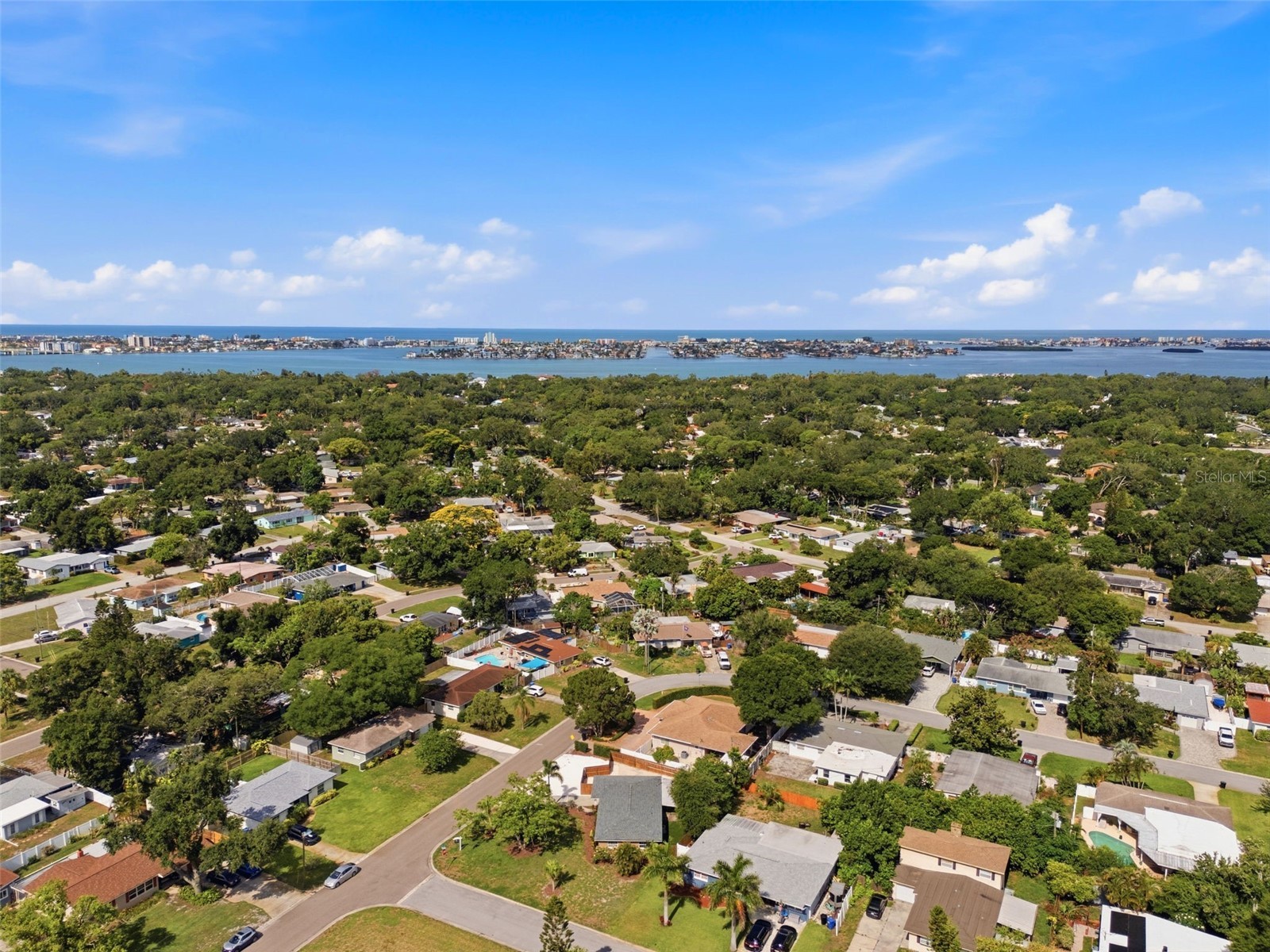7555 19th Avenue N Saint Petersburg FL 33710 TB8516503 image31