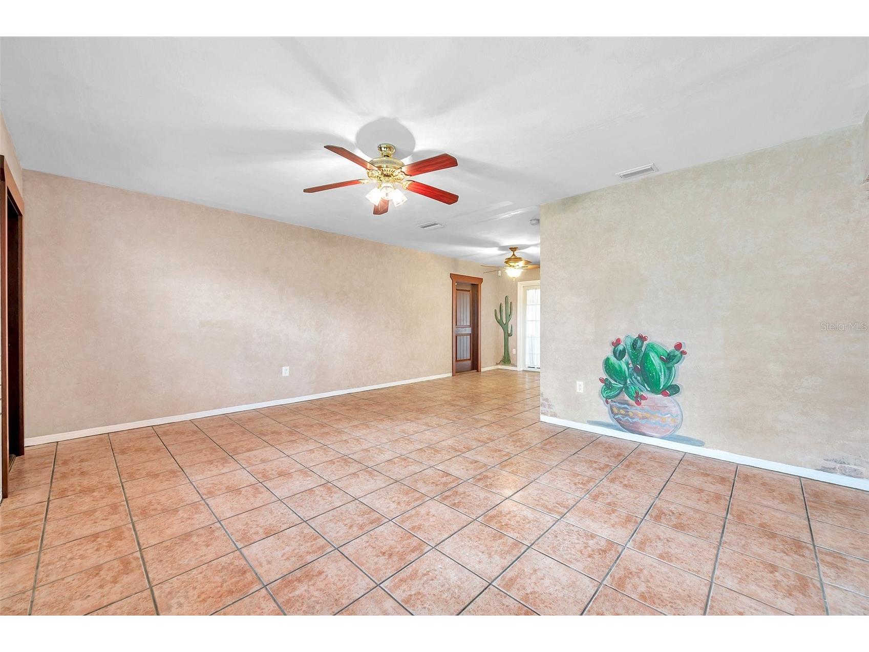 7555 19th Avenue N Saint Petersburg FL 33710 TB8516503 image6
