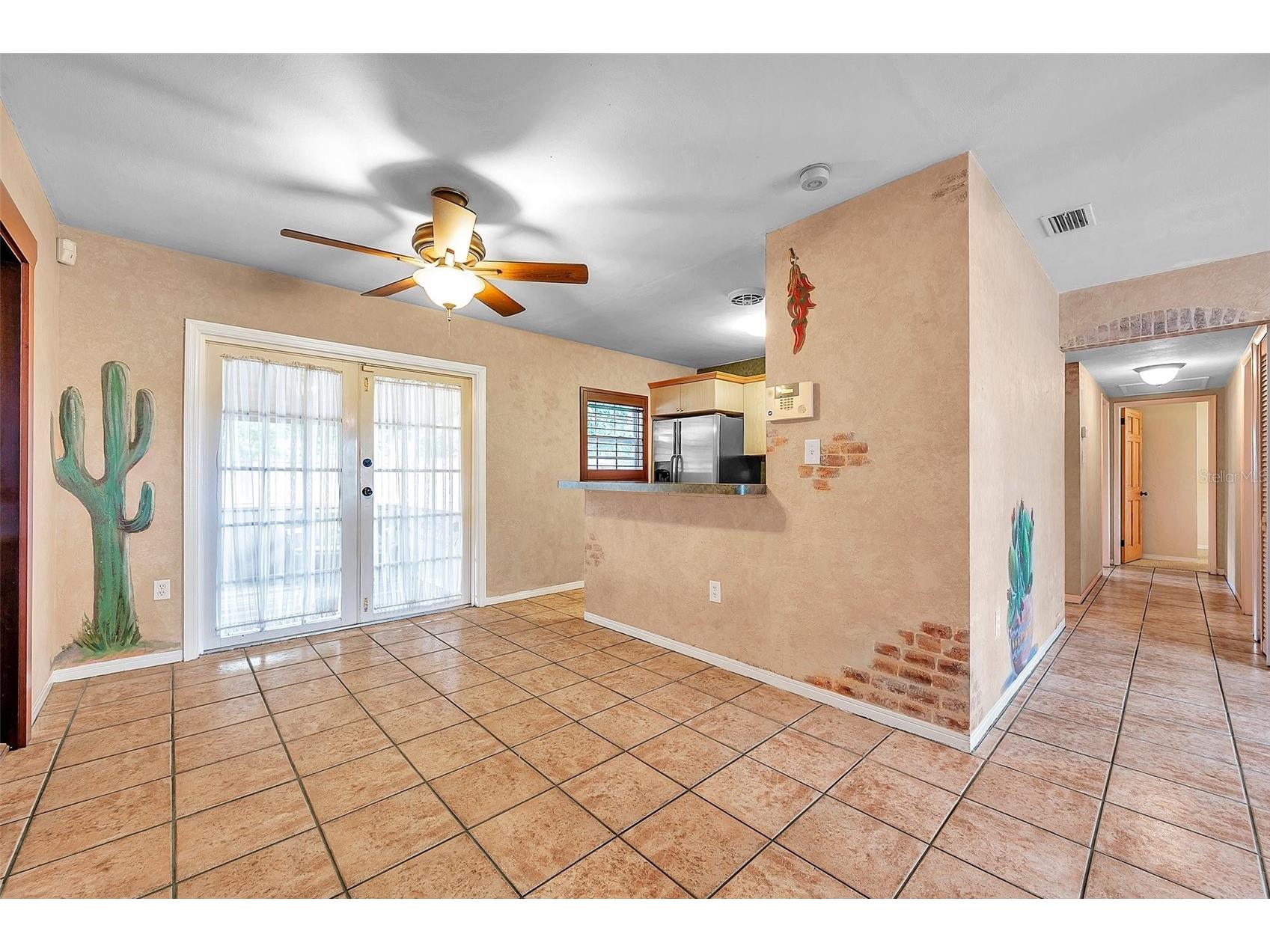 7555 19th Avenue N Saint Petersburg FL 33710 TB8516503 image9