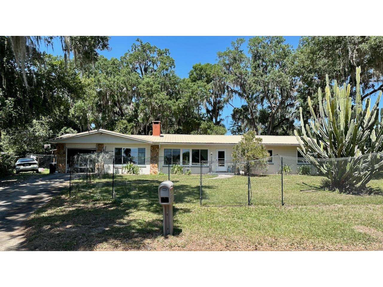 7555 E Shore Drive Inverness FL 34450 TB8372432 image1