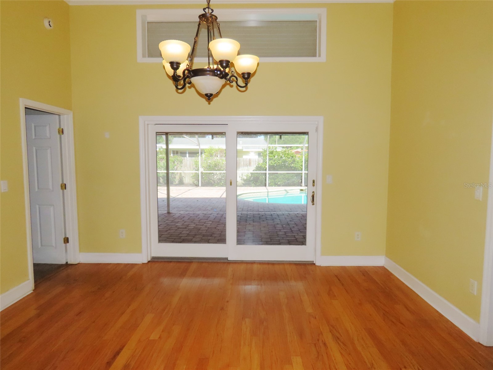 7555 Pine Valley Lane Seminole FL 33776 TB8522643 image10