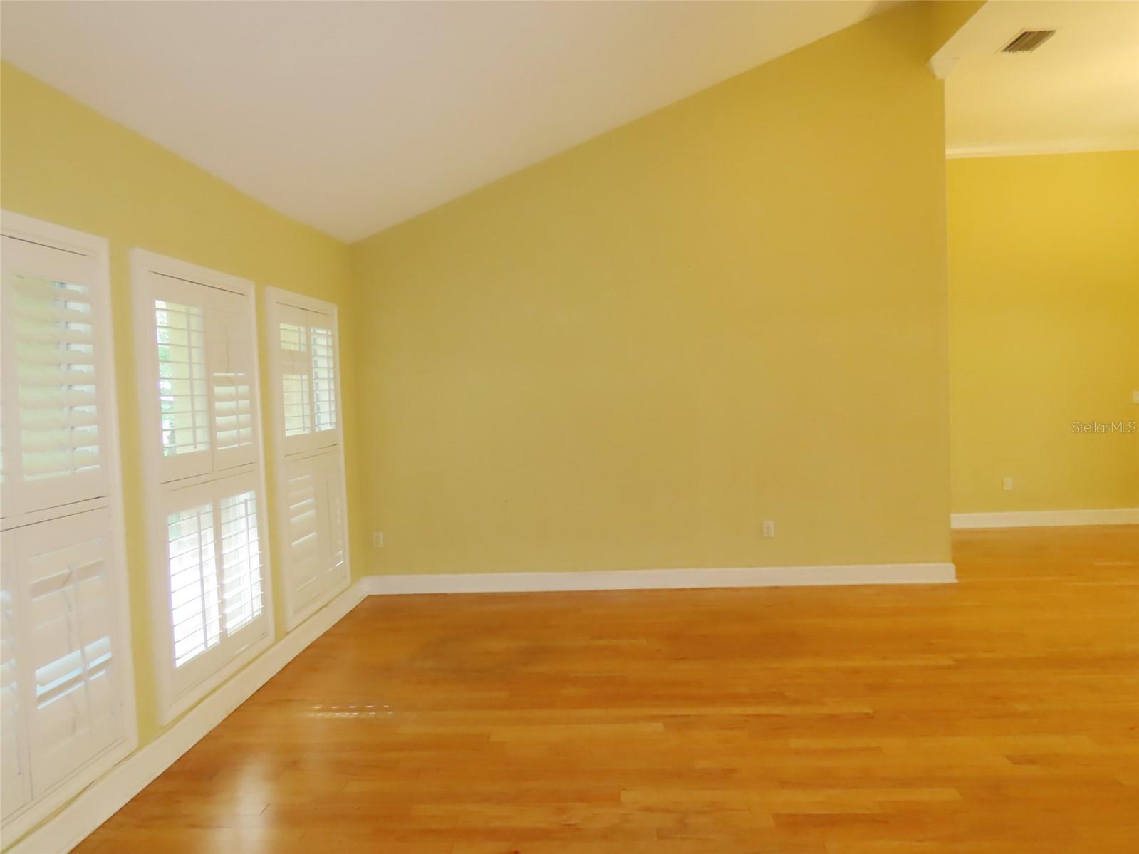 7555 Pine Valley Lane Seminole FL 33776 TB8522643 image12