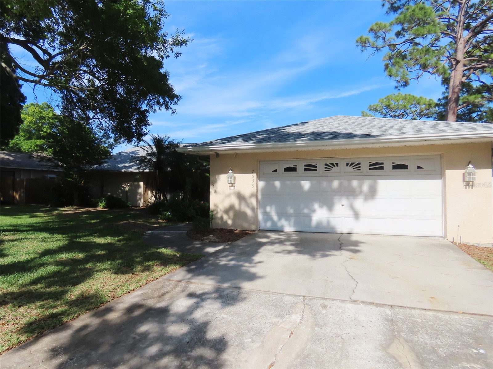 7555 Pine Valley Lane Seminole FL 33776 TB8522643 image2