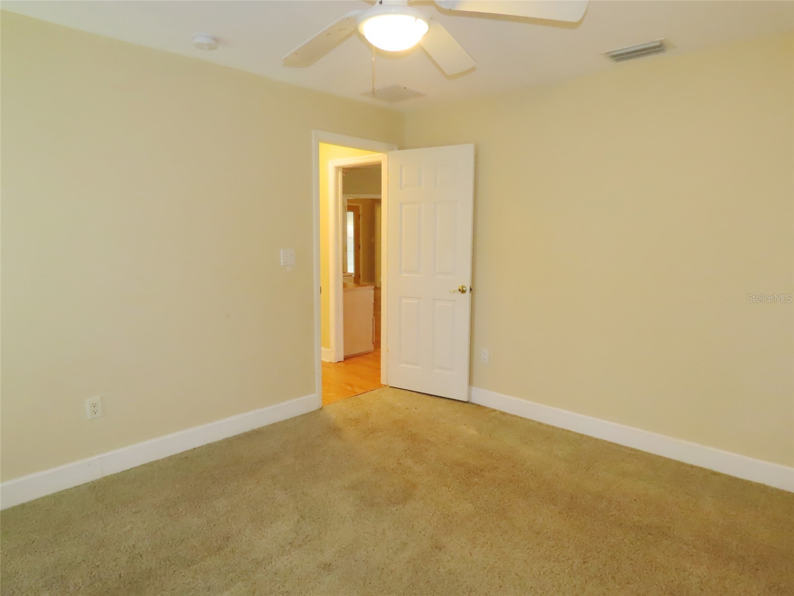 7555 Pine Valley Lane Seminole FL 33776 TB8522643 image26
