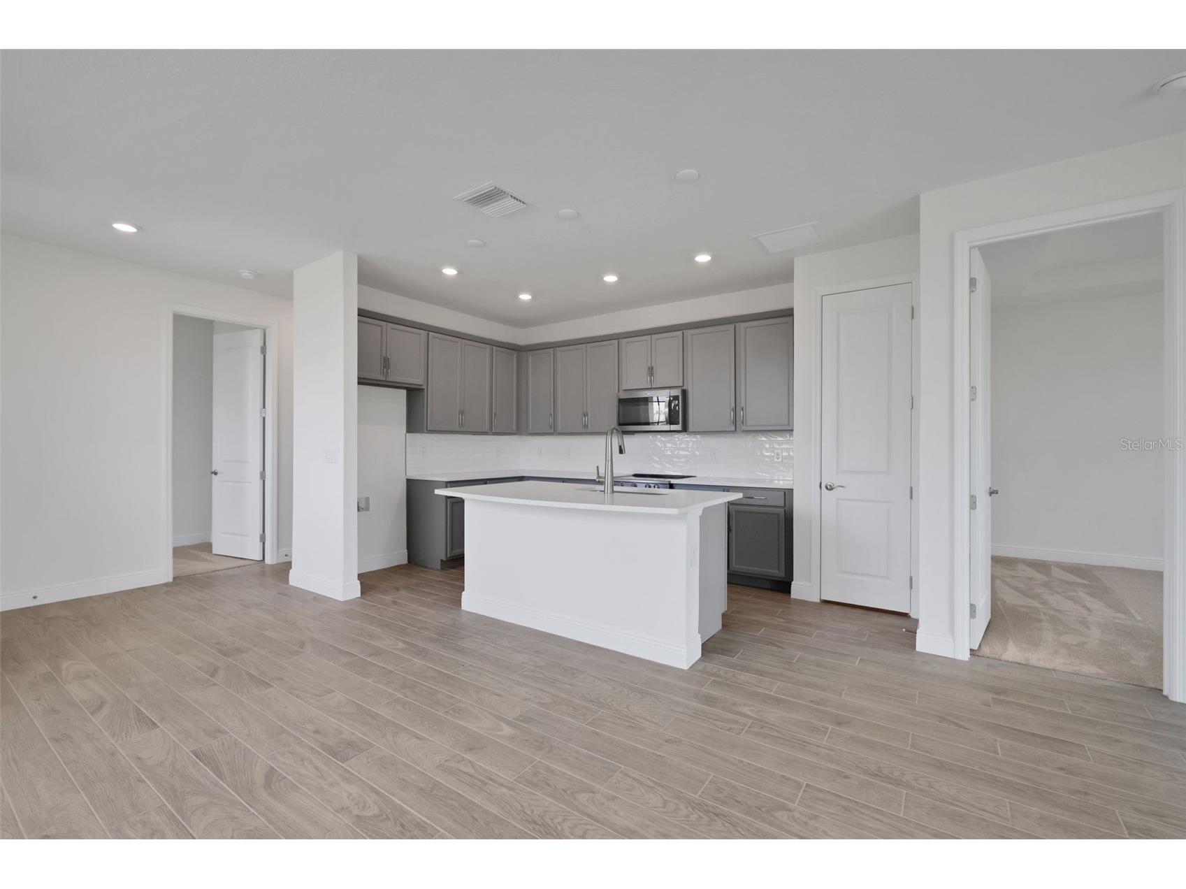 7555 Sea Oak Court Parrish FL 34219 - SEAIRE LAGOON G5110392 image10