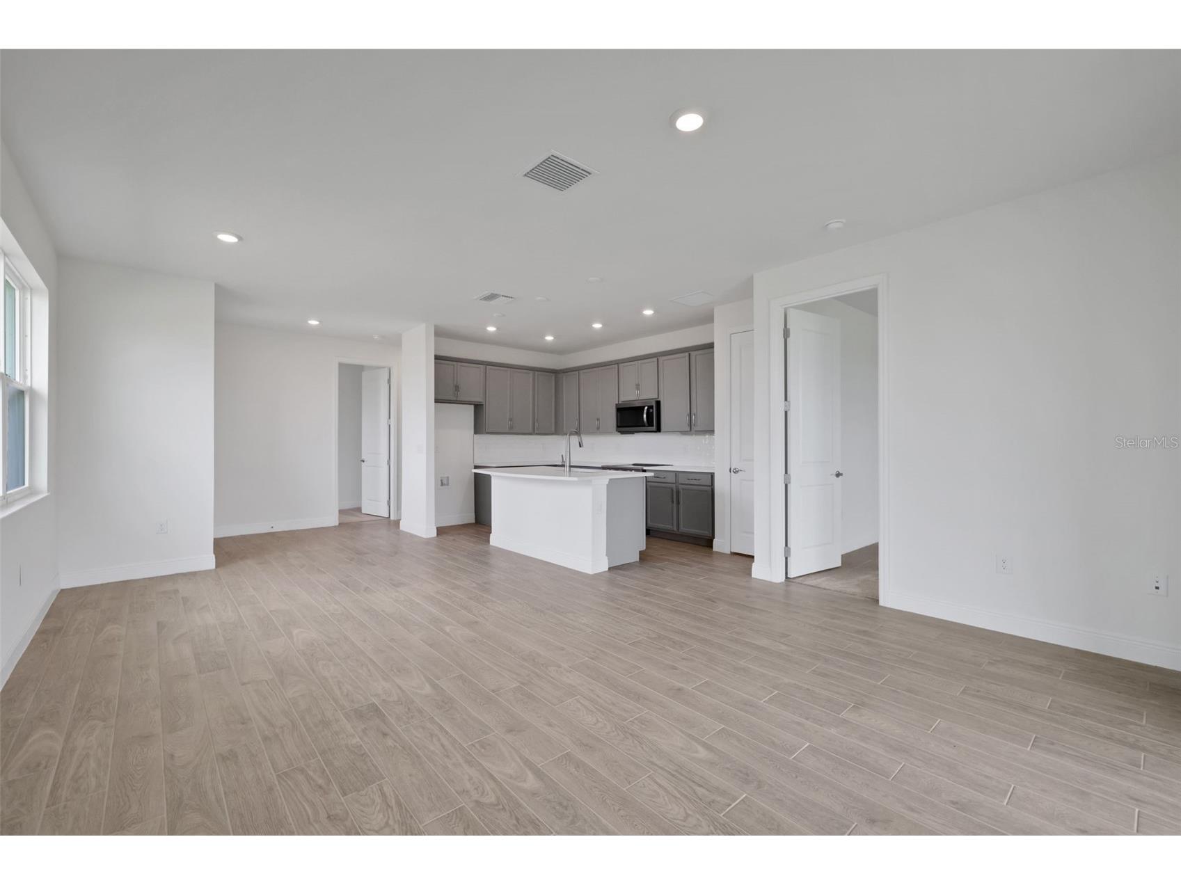 7555 Sea Oak Court Parrish FL 34219 - SEAIRE LAGOON G5110392 image6