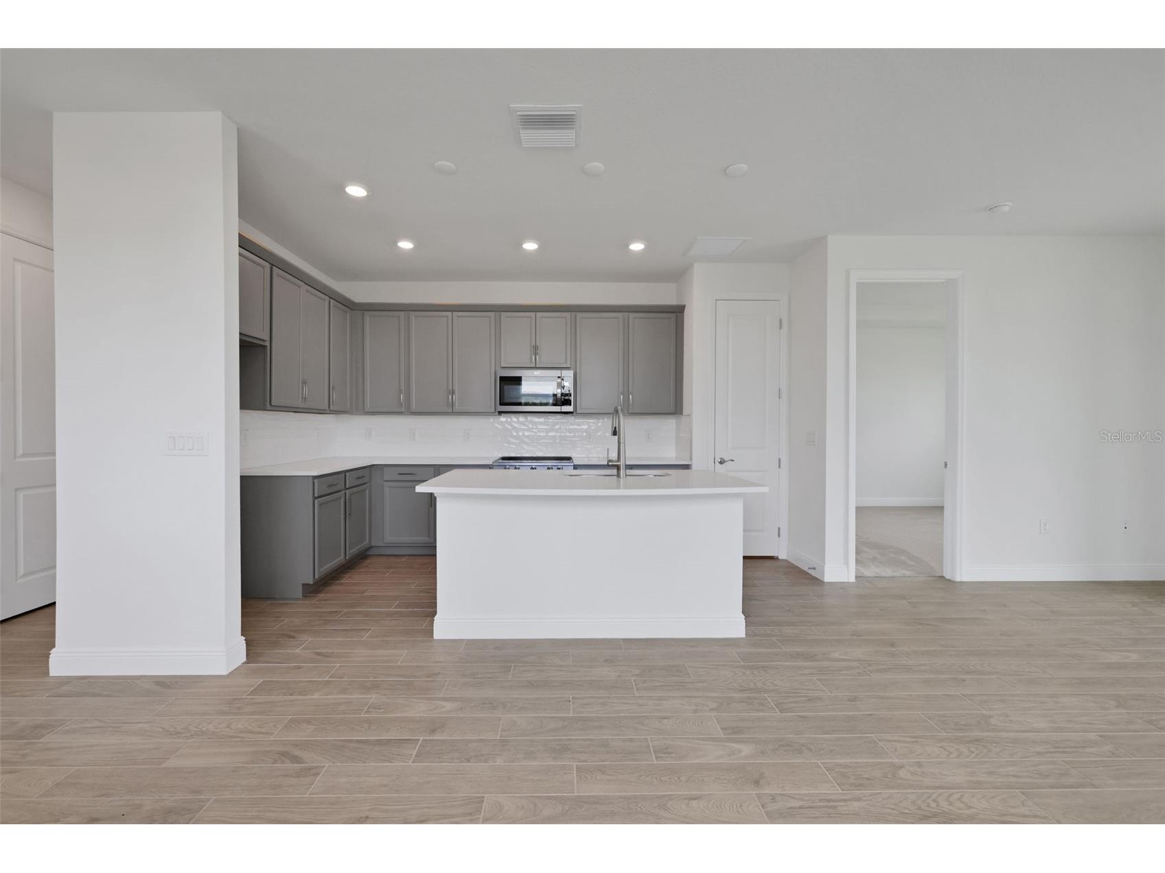 7555 Sea Oak Court Parrish FL 34219 - SEAIRE LAGOON G5110392 image9