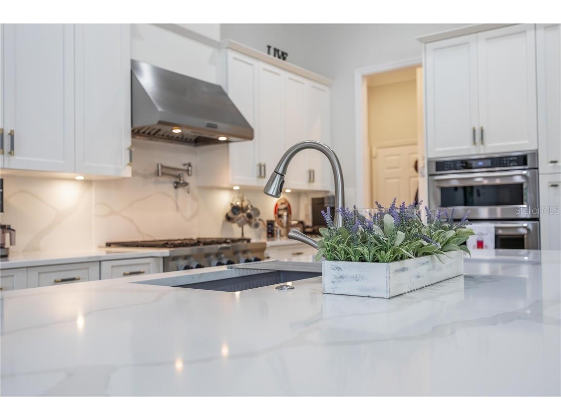 7555 Tori Way Lakewood Ranch FL 34202 A4660981 image21