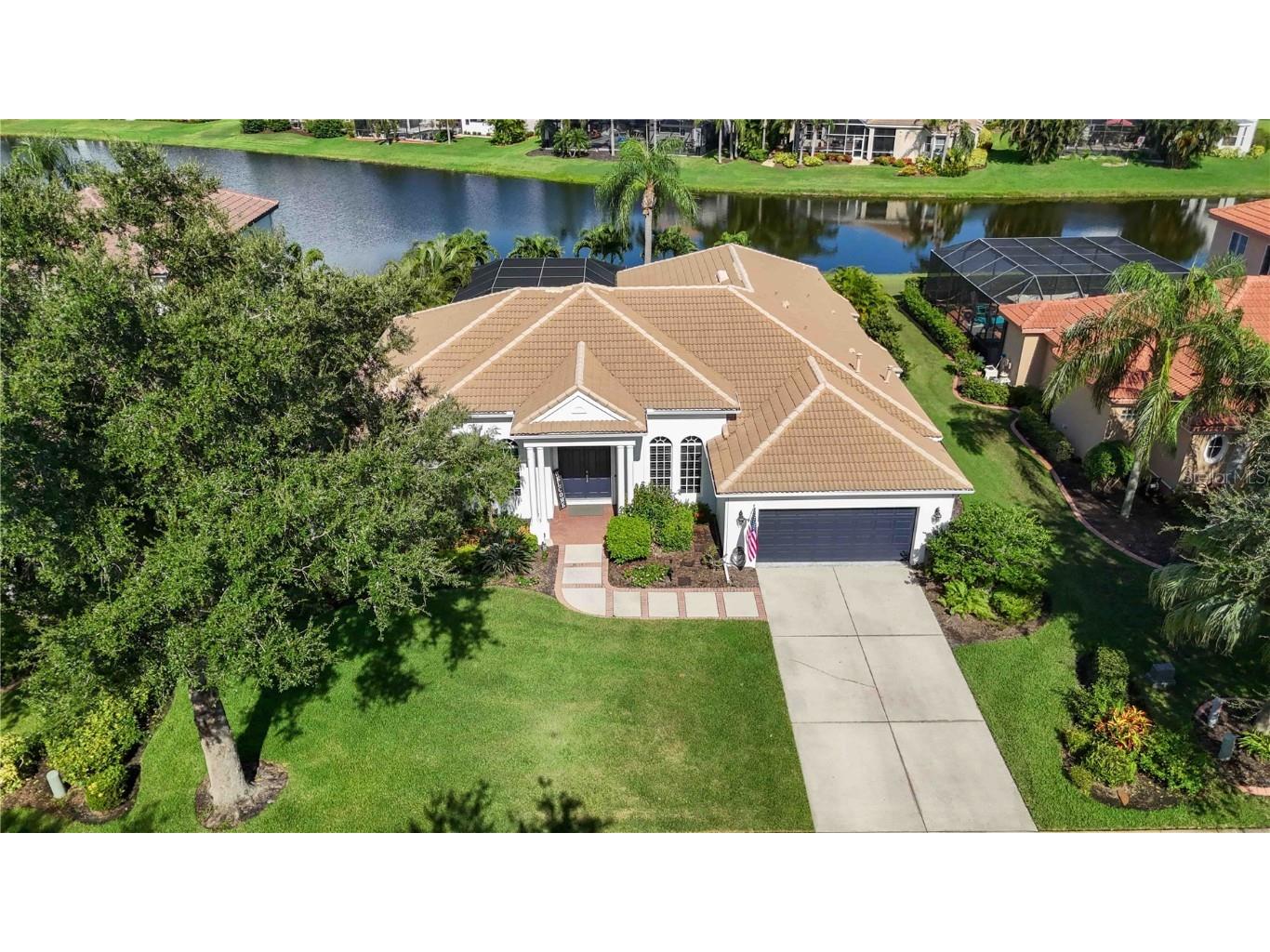 7555 Tori Way Lakewood Ranch FL 34202 A4660981 image3