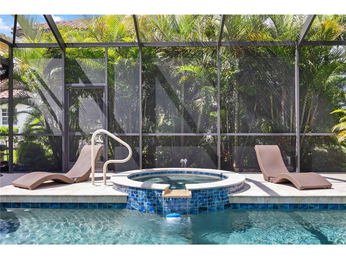 7555 Tori Way Lakewood Ranch FL 34202 A4660981 image8