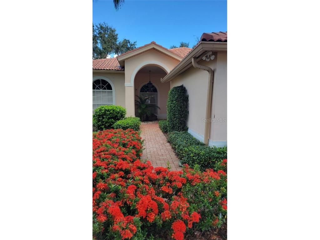 7557 Fairlinks Court Sarasota FL 34243 A4622781 image3