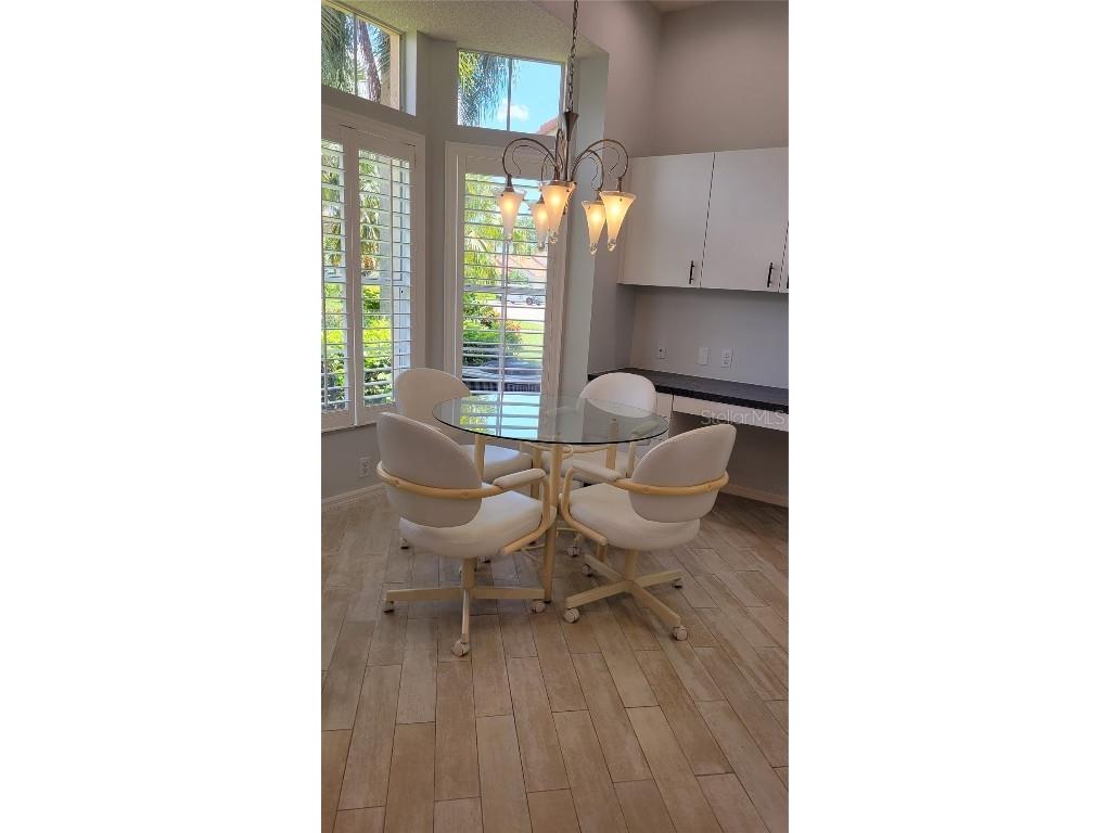 7557 Fairlinks Court Sarasota FL 34243 A4622781 image9