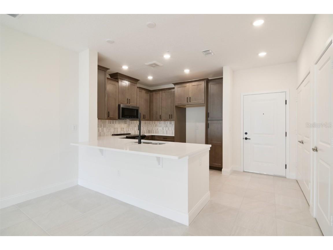 7557 Laureate Boulevard #6301 Orlando FL 32827 O6331464 image3