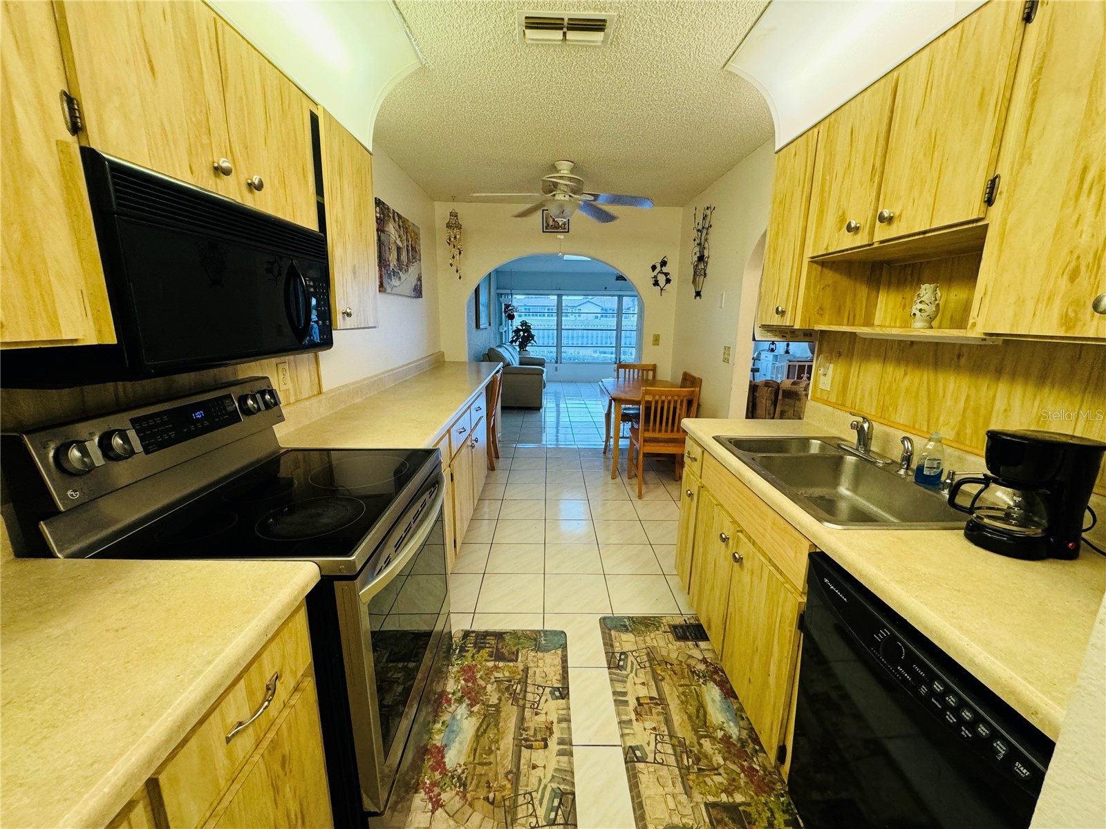 7559 Heather Walk Drive Weeki Wachee FL 34613 W7882579 image9