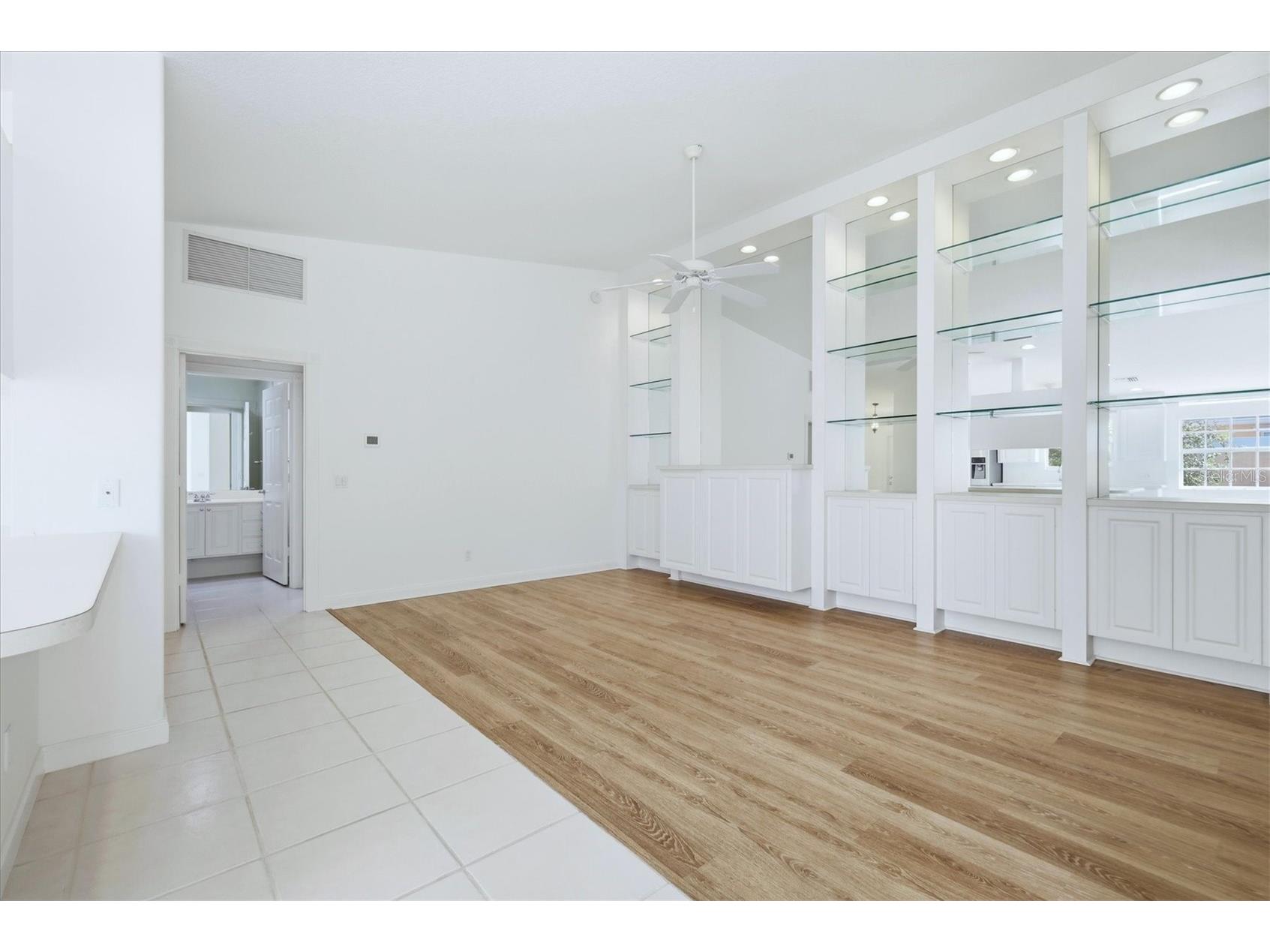 7559 Quinto Drive Sarasota FL 34238 A4684986 image11