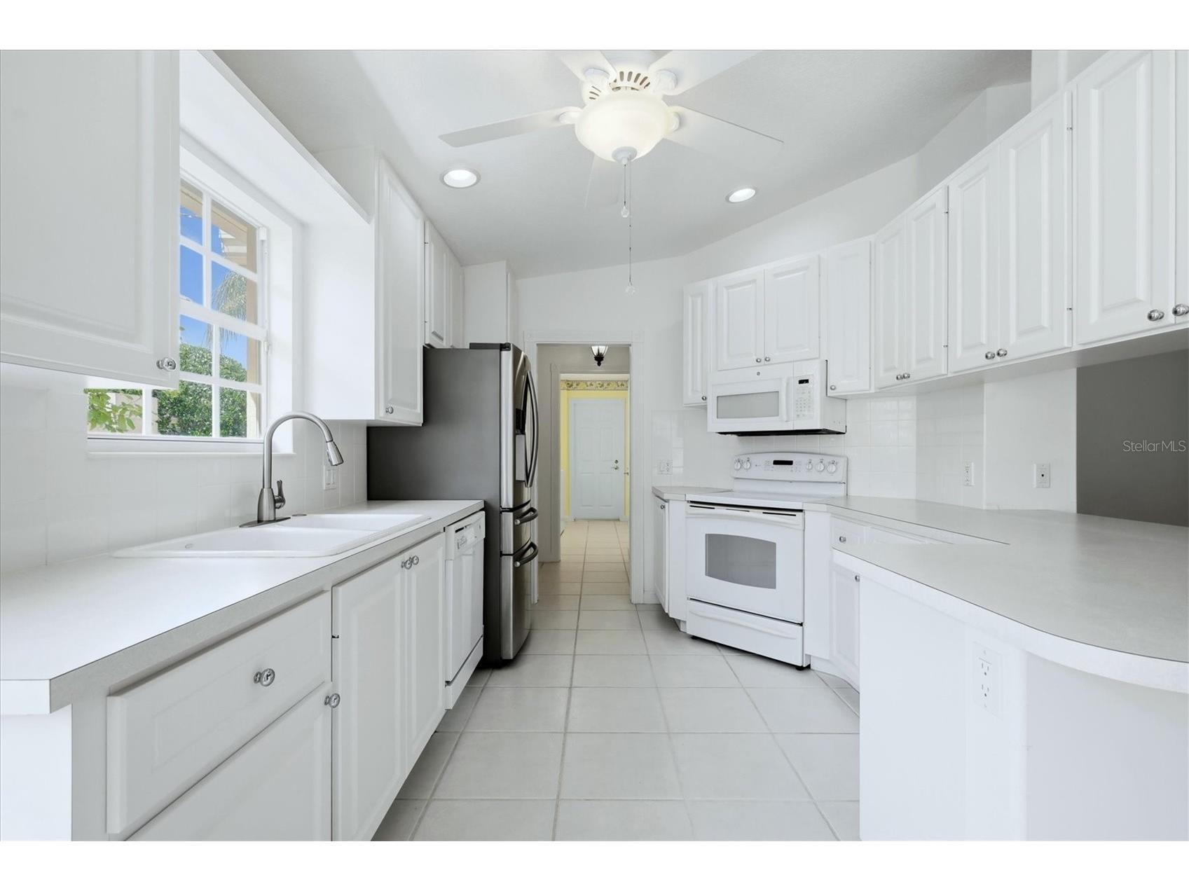 7559 Quinto Drive Sarasota FL 34238 A4684986 image21