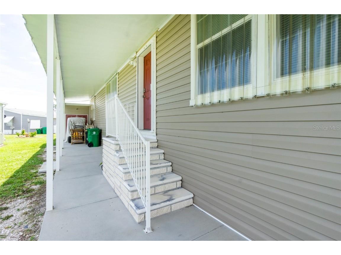 7559 Ratan Circle Port Charlotte FL 33981 - BUTTERFORD WATERWAY C7481116 image2