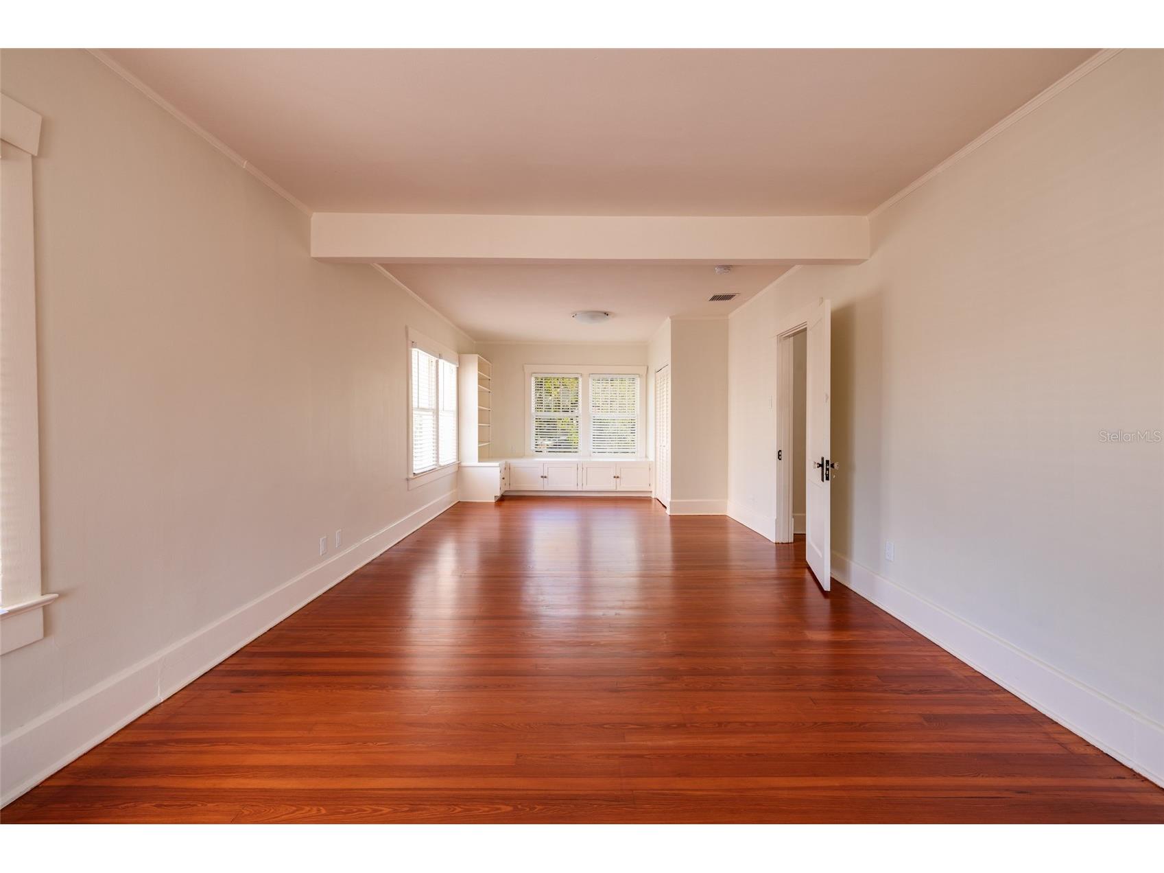 756 17th Avenue NE Saint Petersburg FL 33704 TB8488504 image22