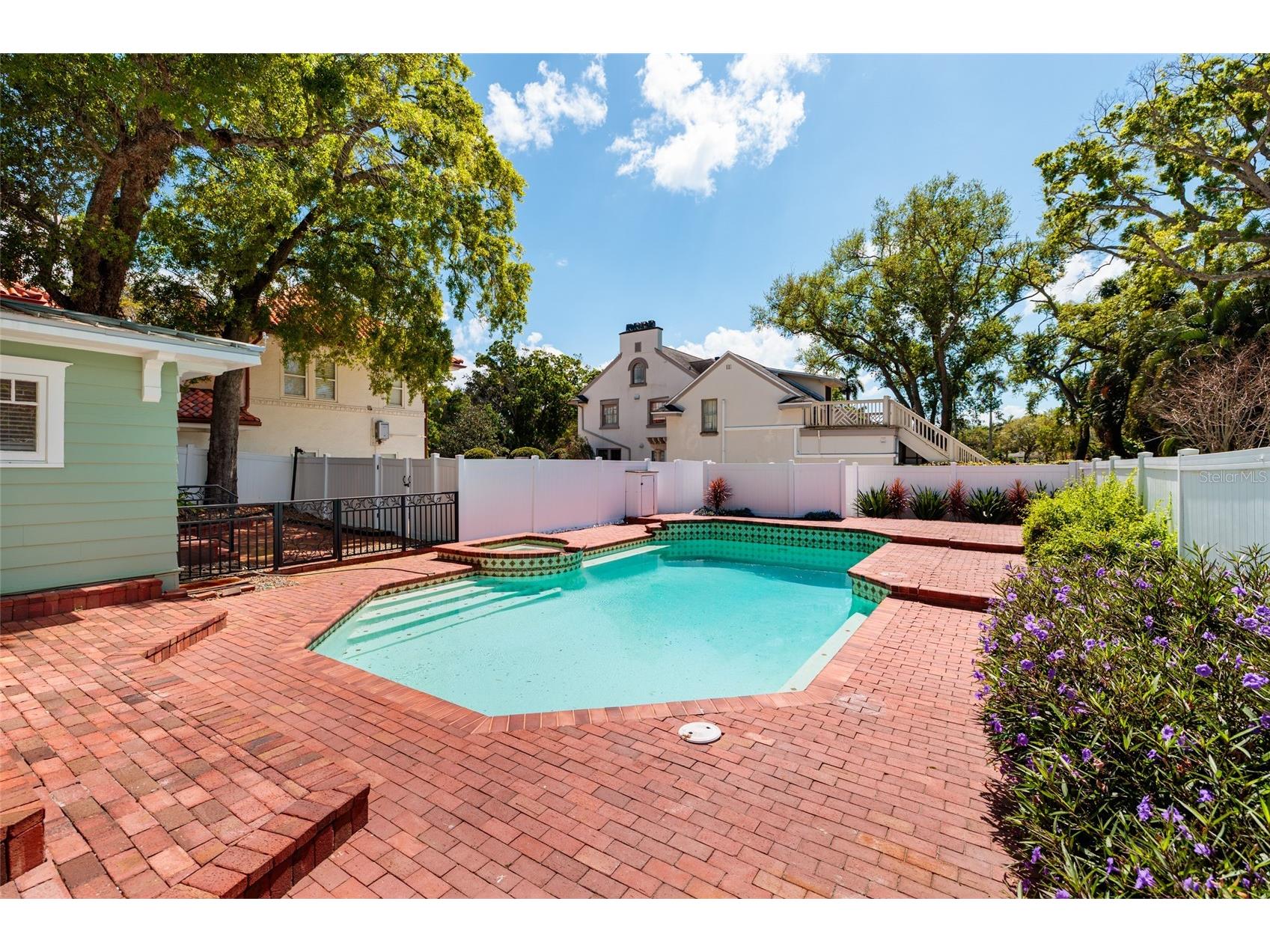 756 17th Avenue NE Saint Petersburg FL 33704 TB8488504 image39