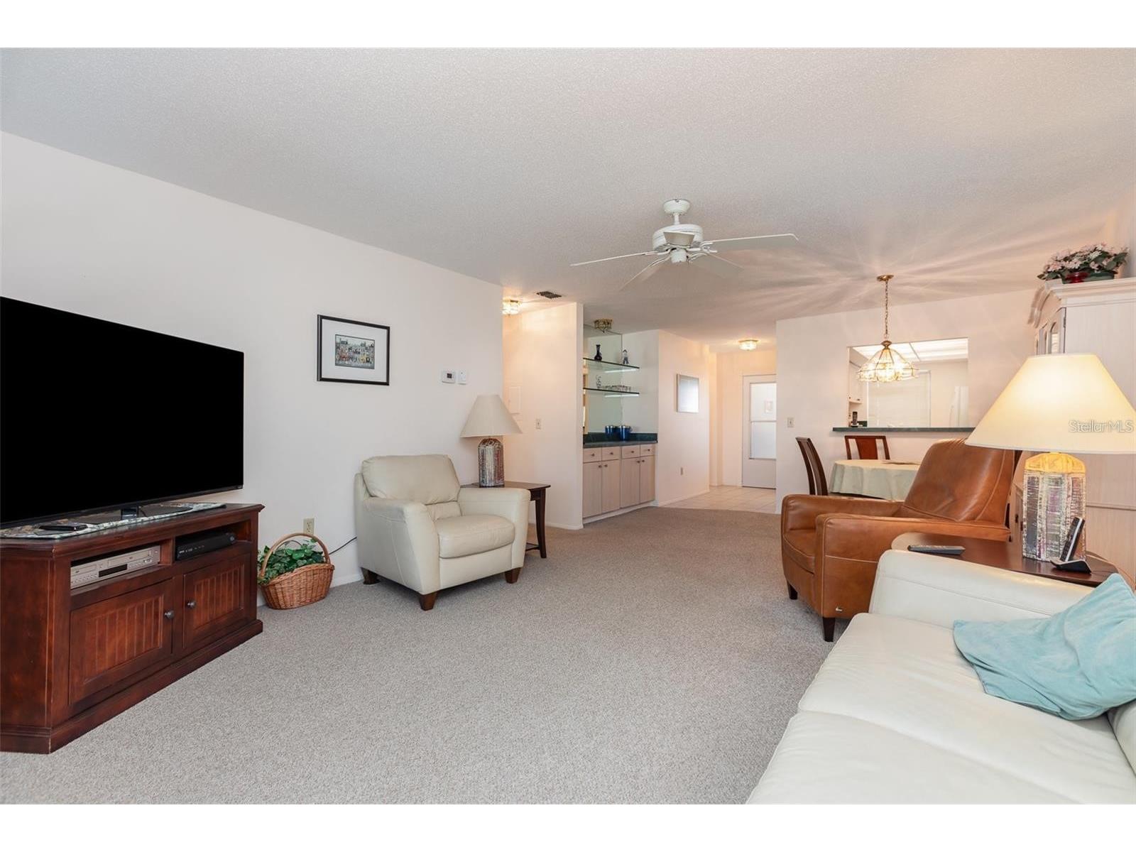 756 Avenida Estancia #162 Venice FL 34292 A4677117 image4