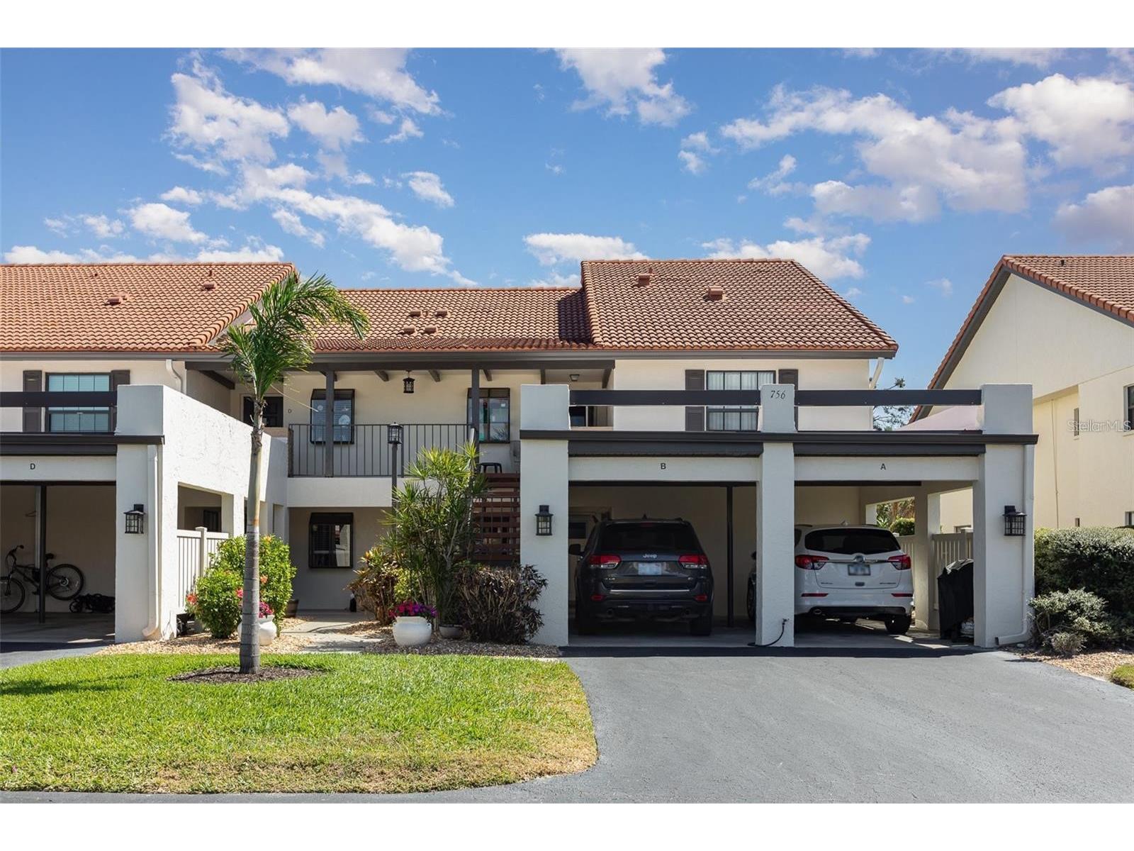 756 Avenida Estancia #B Venice FL 34292 A4677117 image1