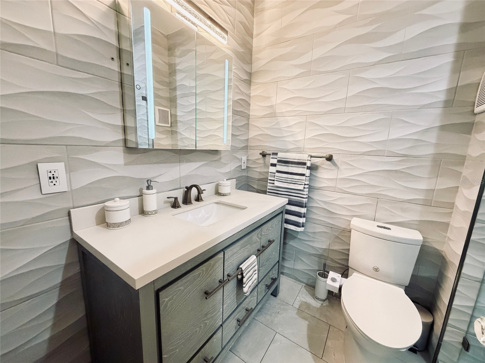 756 Coral Reef Drive Tampa FL 33602 - GARRISON CHANNEL TB8494210 image33