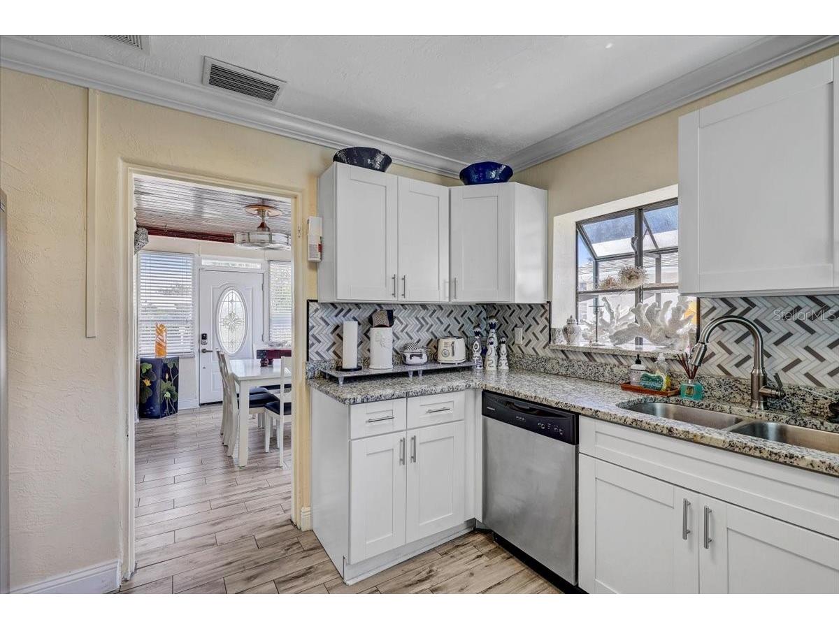 756 Mandalay Avenue Clearwater Beach FL 33767 TB8485832 image11