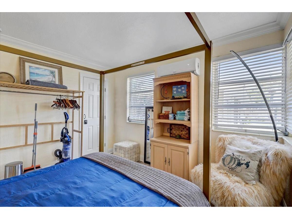 756 Mandalay Avenue Clearwater Beach FL 33767 TB8485832 image25