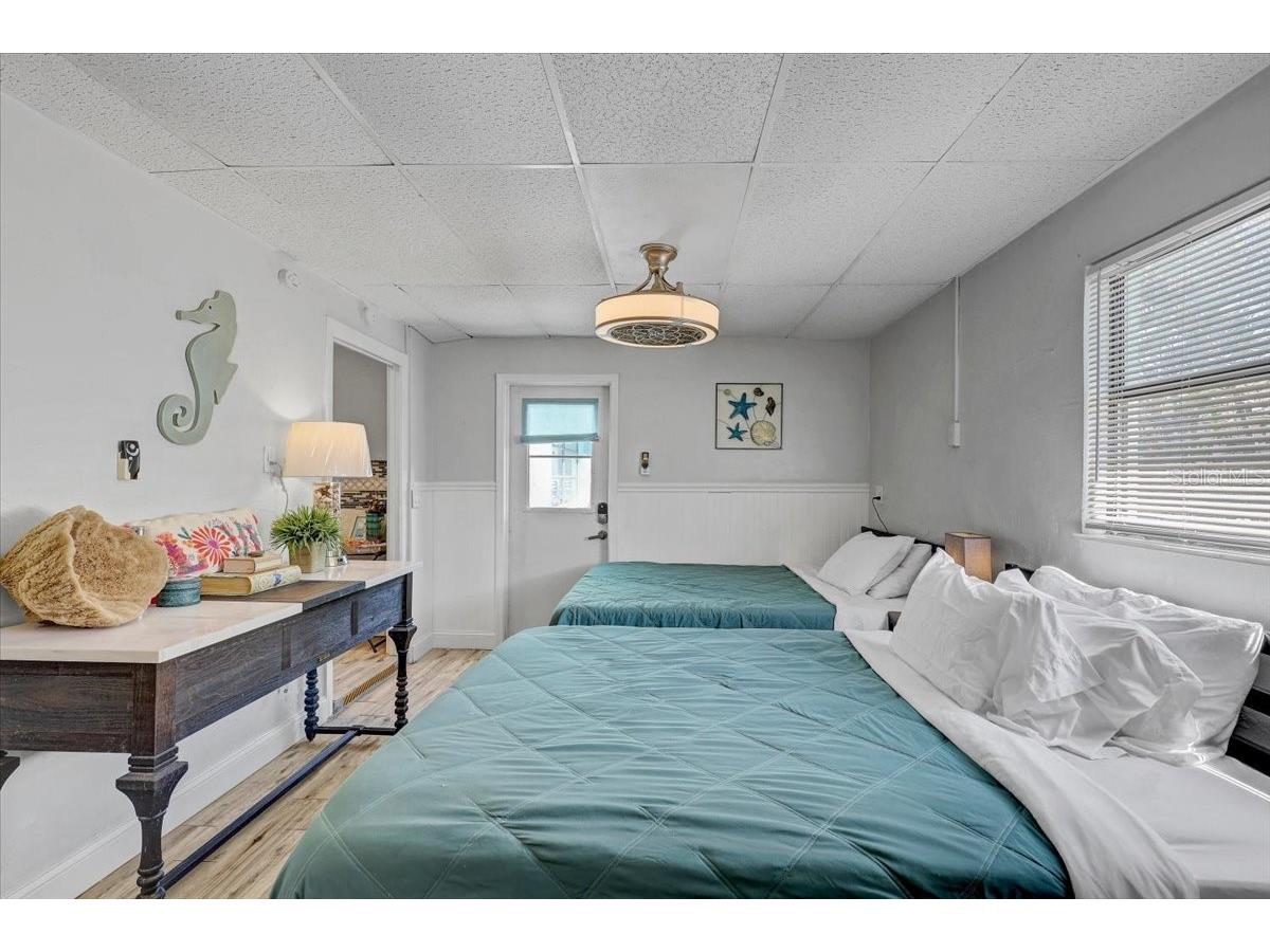 756 Mandalay Avenue Clearwater Beach FL 33767 TB8485832 image29