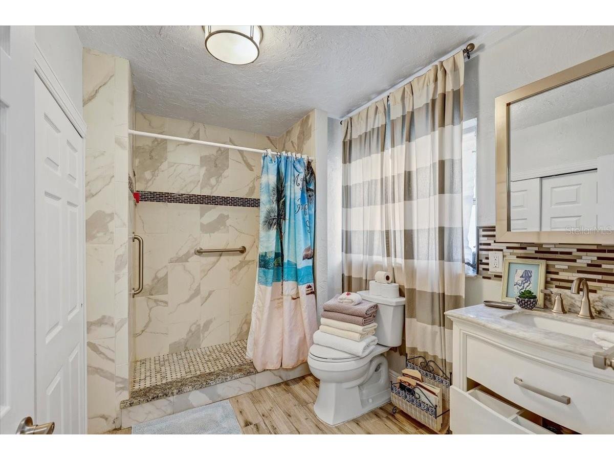 756 Mandalay Avenue Clearwater Beach FL 33767 TB8485832 image38