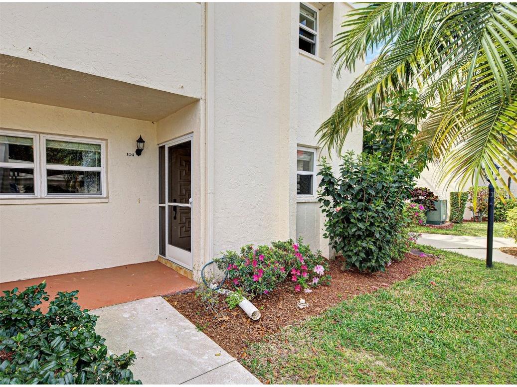 756 Village Circle #104 Venice FL 34292 N6131646 image1