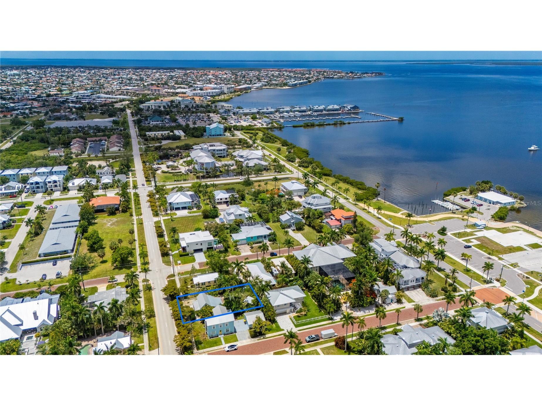 756 W Marion Avenue Punta Gorda FL 33950 C7526401 image3