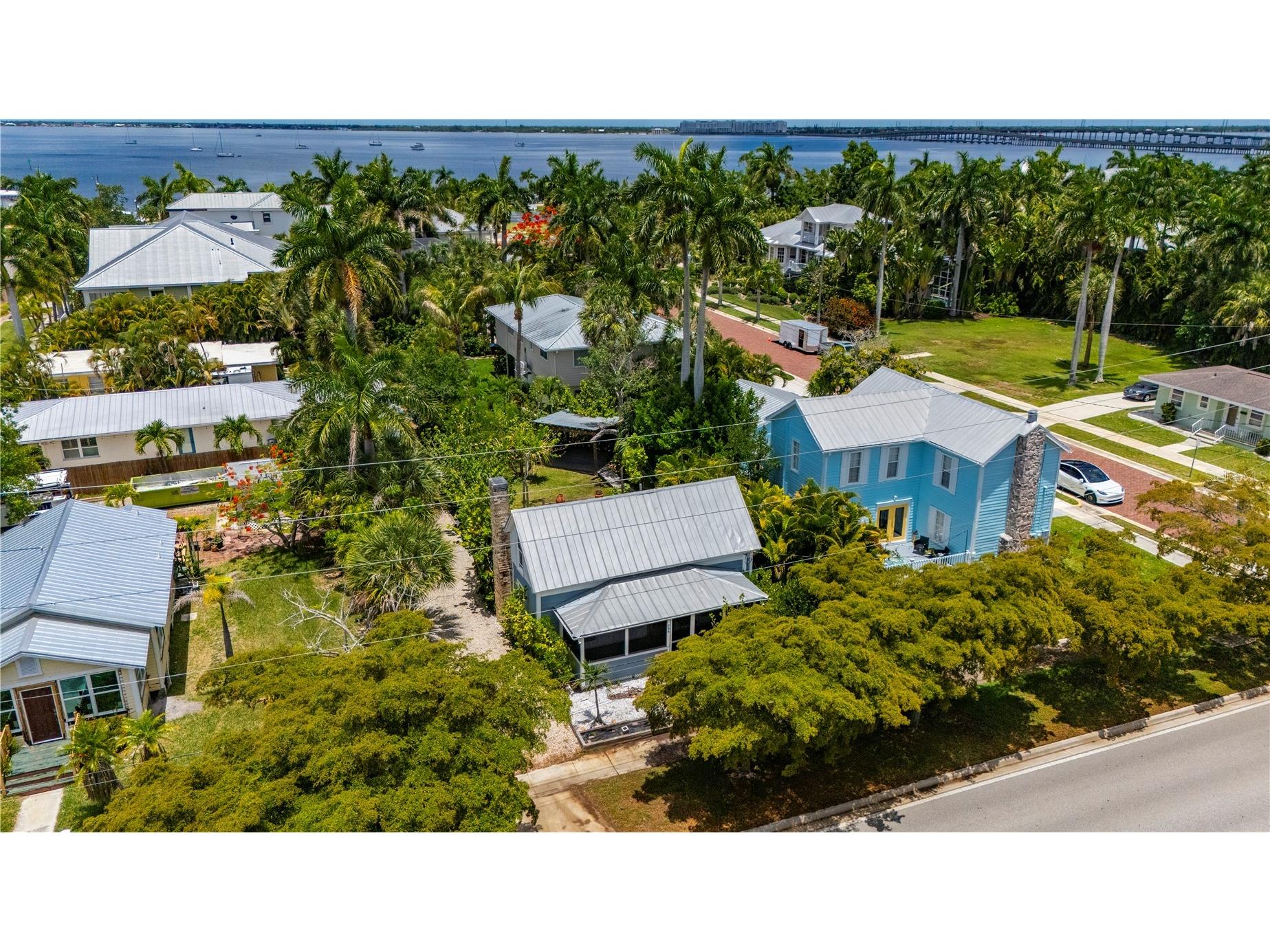 756 W Marion Avenue Punta Gorda FL 33950 C7526401 image37
