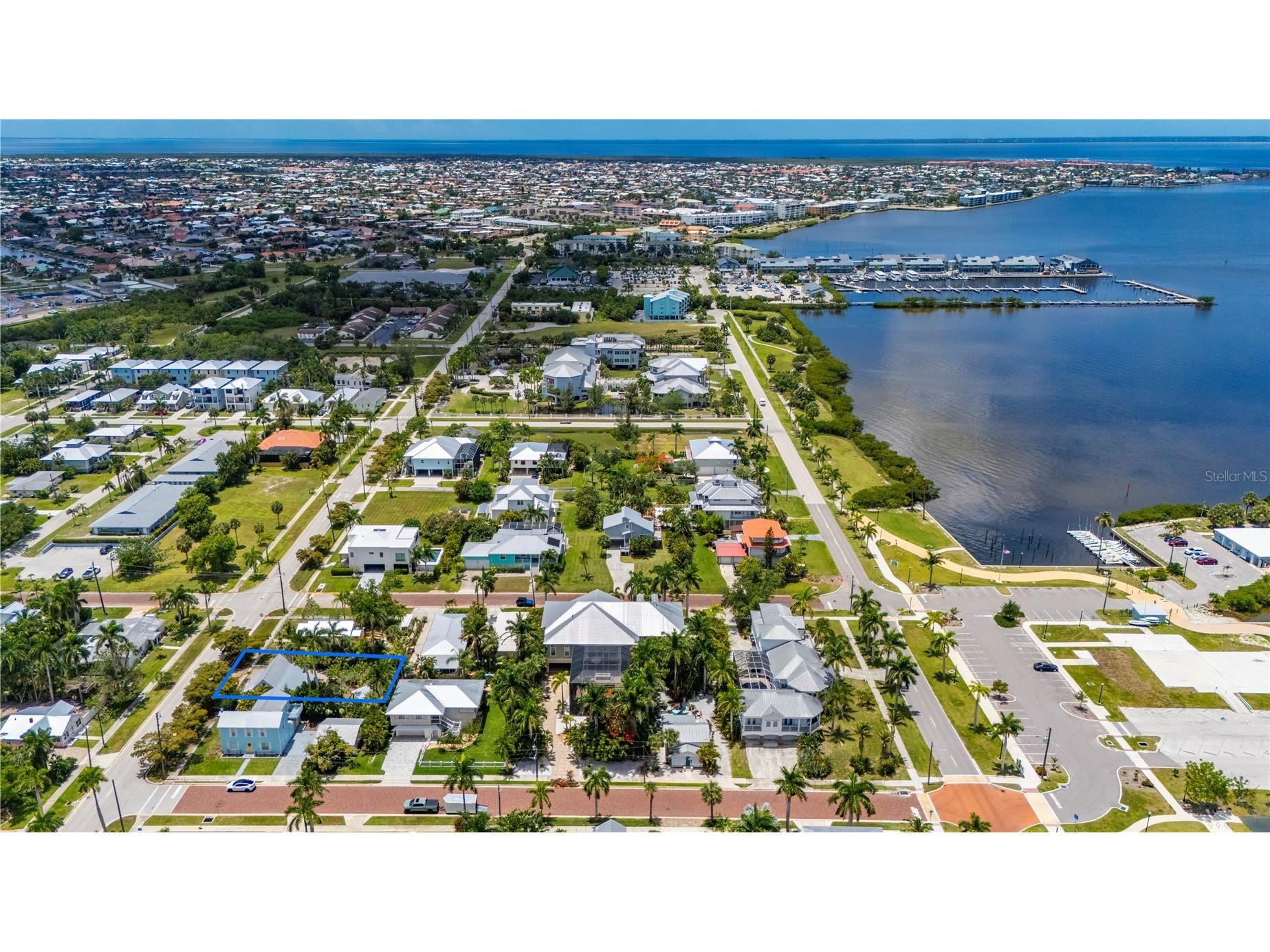 756 W Marion Avenue Punta Gorda FL 33950 C7526401 image47