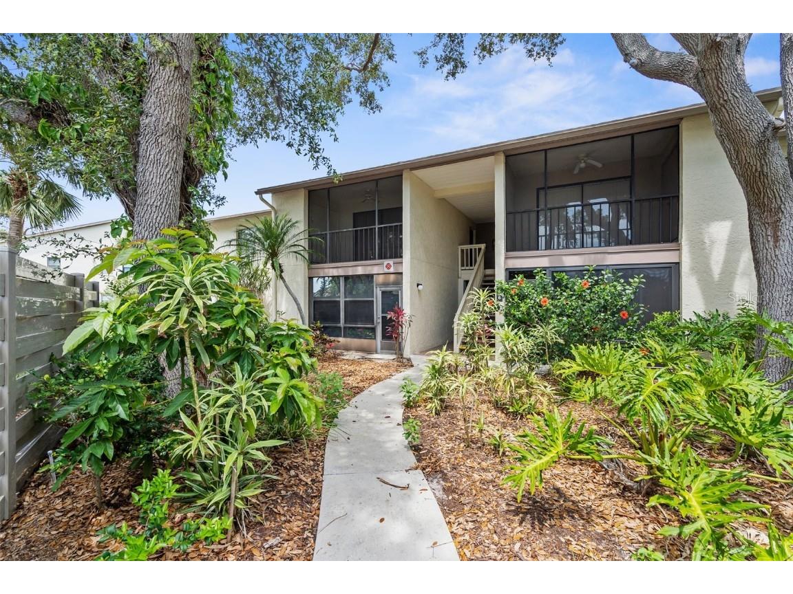 756 White Pine Tree Road #204 Venice FL 34285 N6139304 image1