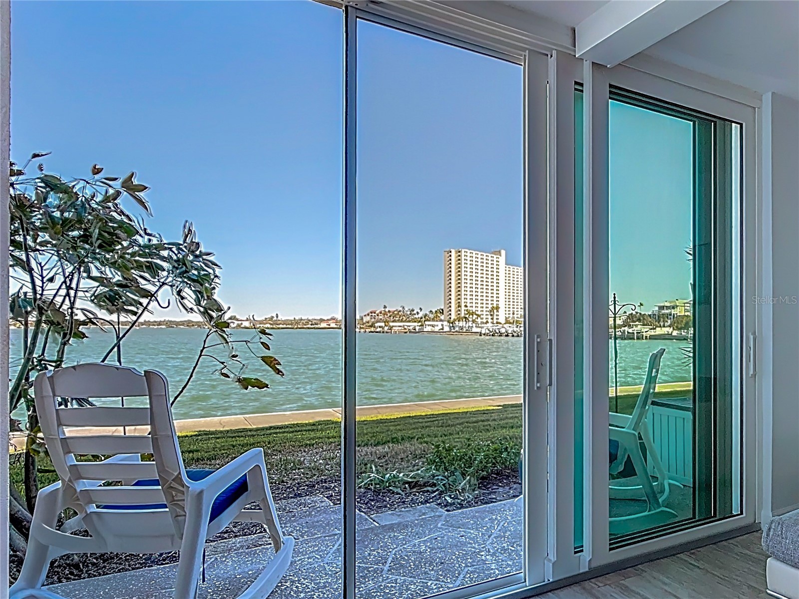 7560 Bay Island Drive S #148 South Pasadena FL 33707 TB8467611 image1