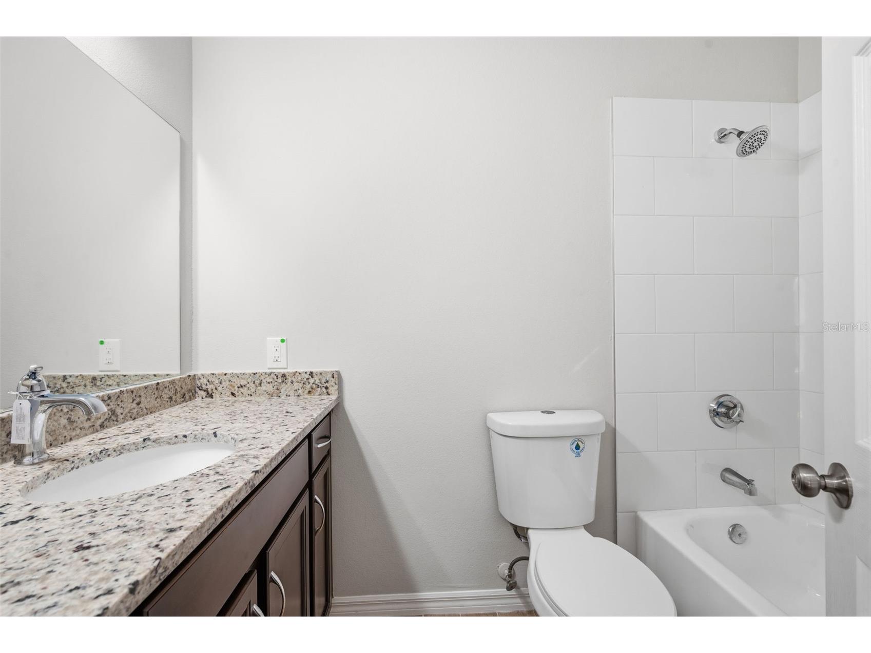 7560 Plantation Circle Bradenton FL 34201 TB8520327 image21