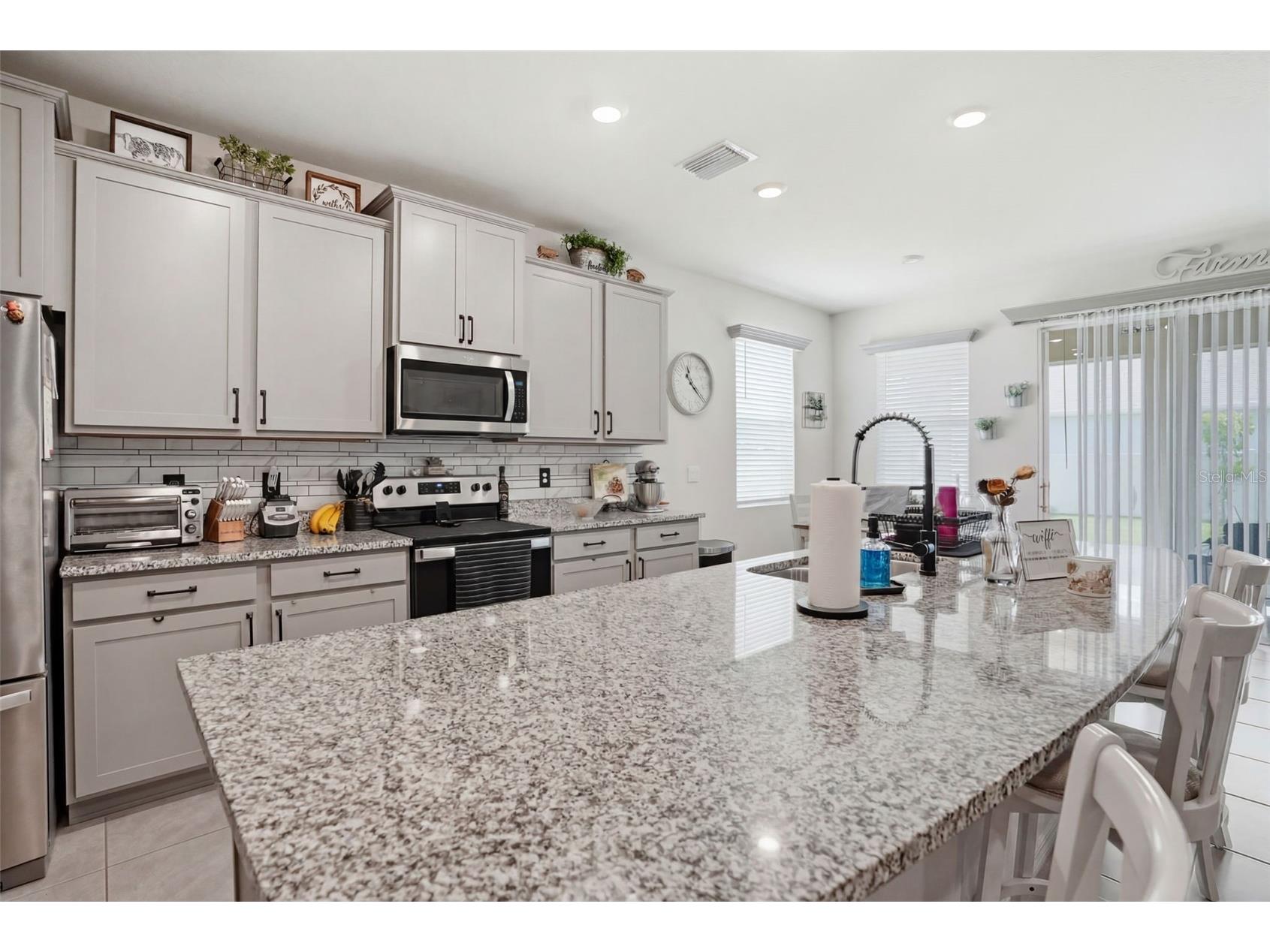 7562 Odessa Court Brooksville FL 34613 W7886209 image3