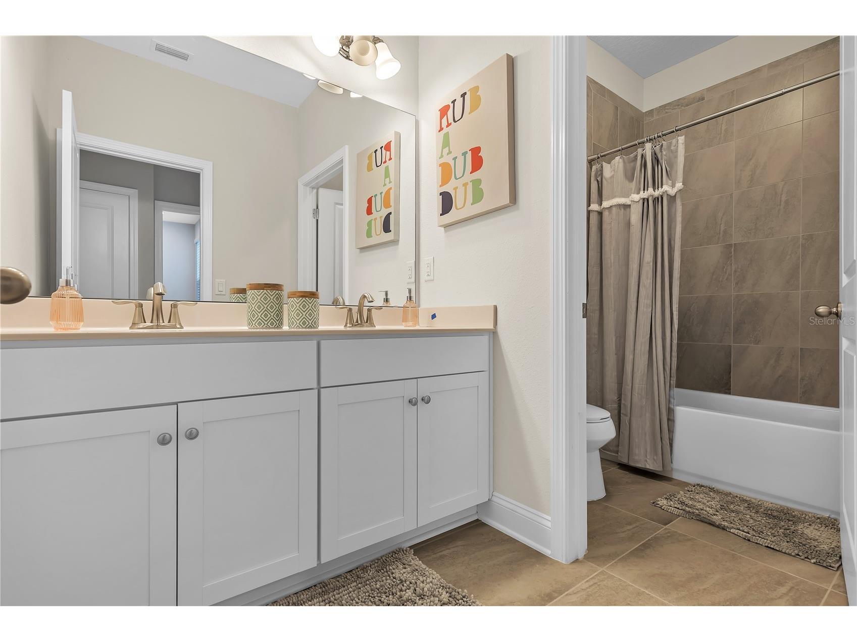 7563 Sea Oak Court Parrish FL 34219 - SEAIRE LAGOON G5107588 image25