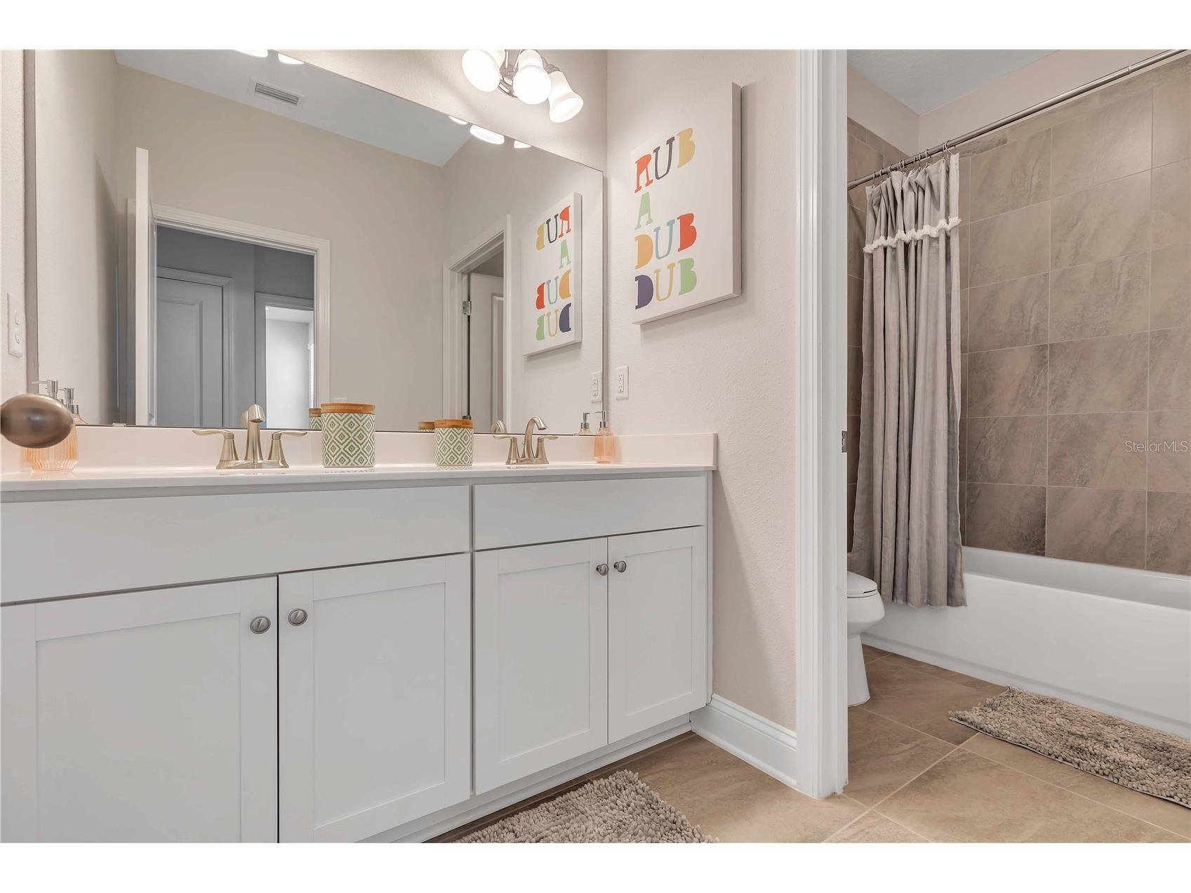 7563 Sea Oak Court Parrish FL 34219 - SEAIRE LAGOON G5107588 image26