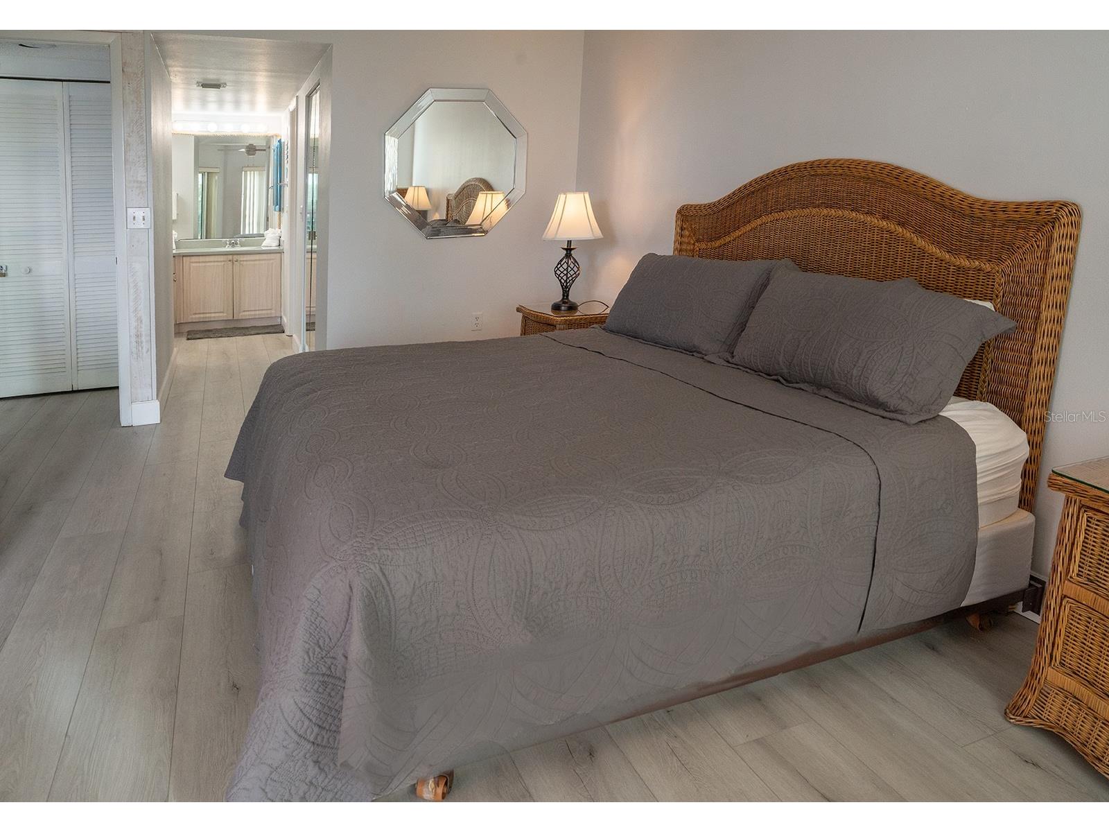 7564 Bayshore Drive #202 Treasure Island FL 33706 - GULF TB8457783 image10