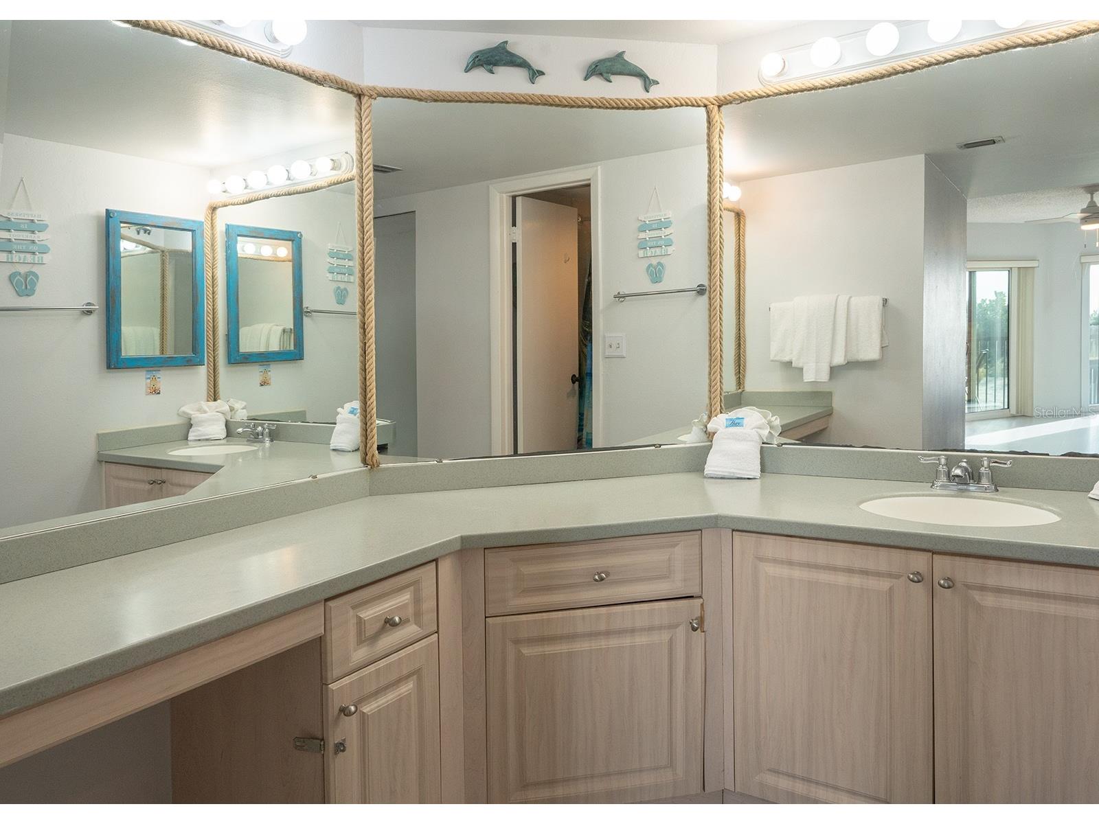 7564 Bayshore Drive #202 Treasure Island FL 33706 - GULF TB8457783 image12