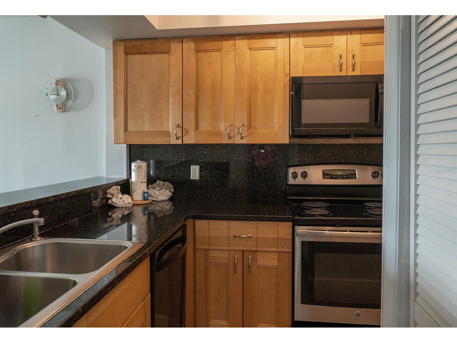 7564 Bayshore Drive #202 Treasure Island FL 33706 - GULF TB8457783 image17