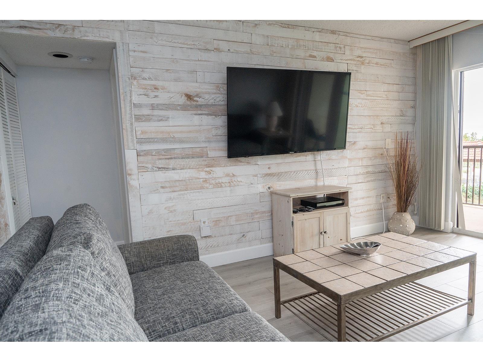 7564 Bayshore Drive #202 Treasure Island FL 33706 - GULF TB8457783 image7