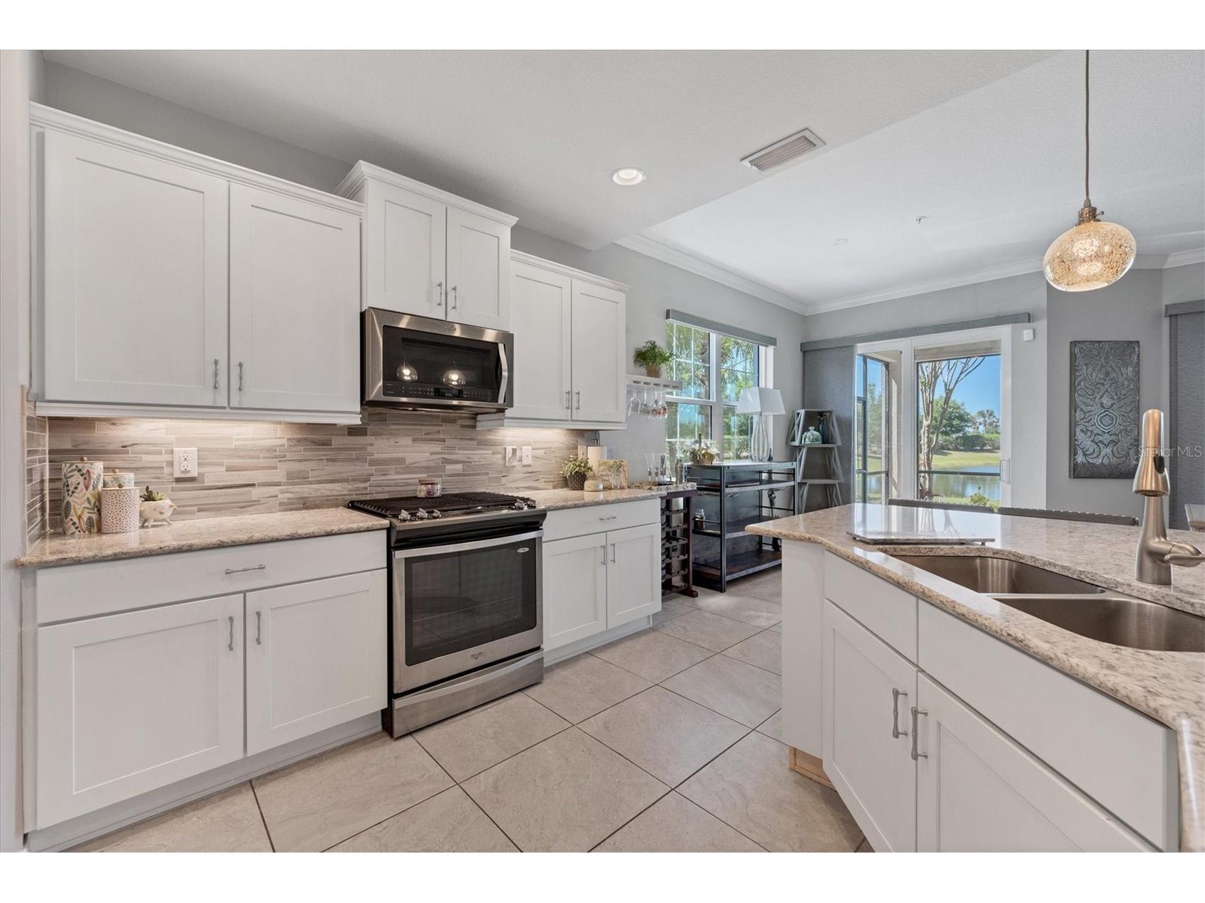 7564 Divot Loop Bradenton FL 34202 A4693824 image10