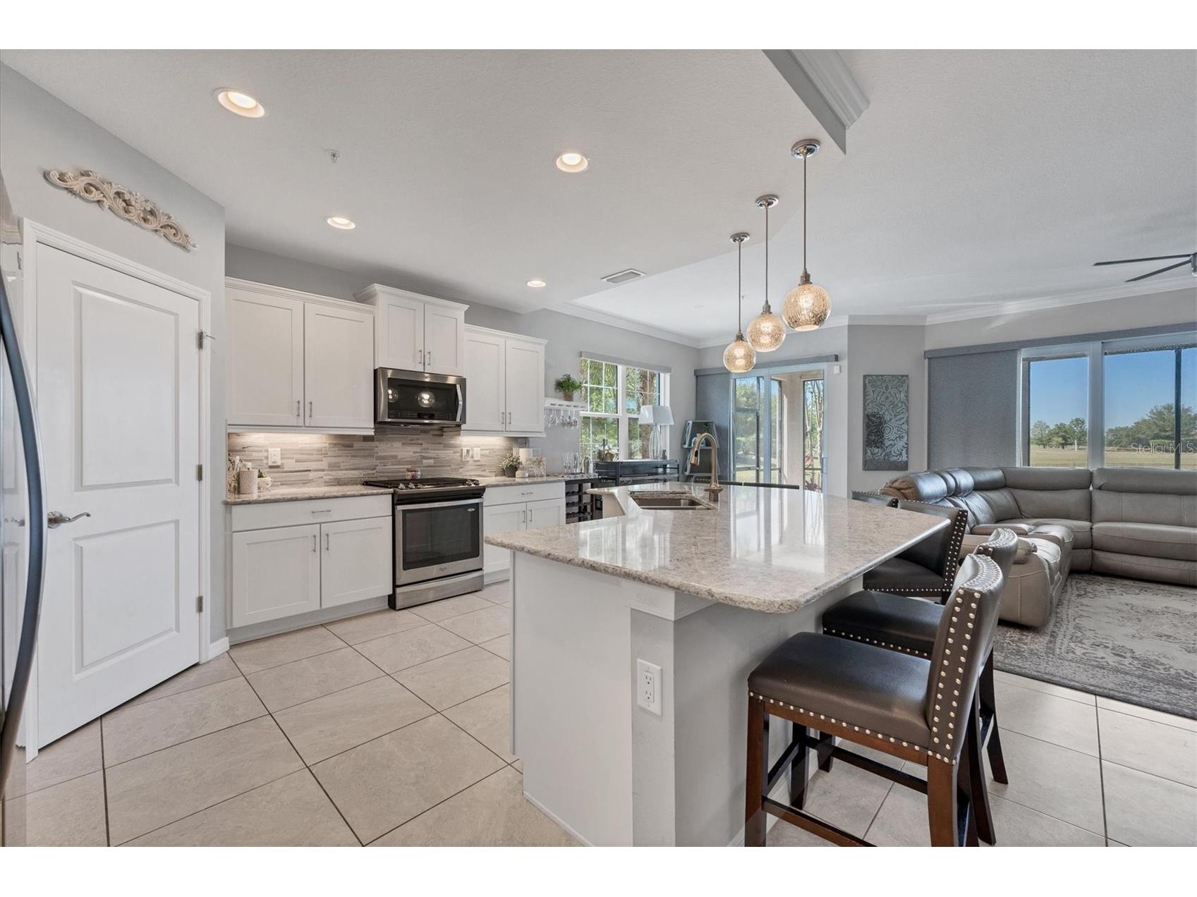 7564 Divot Loop Bradenton FL 34202 A4693824 image8