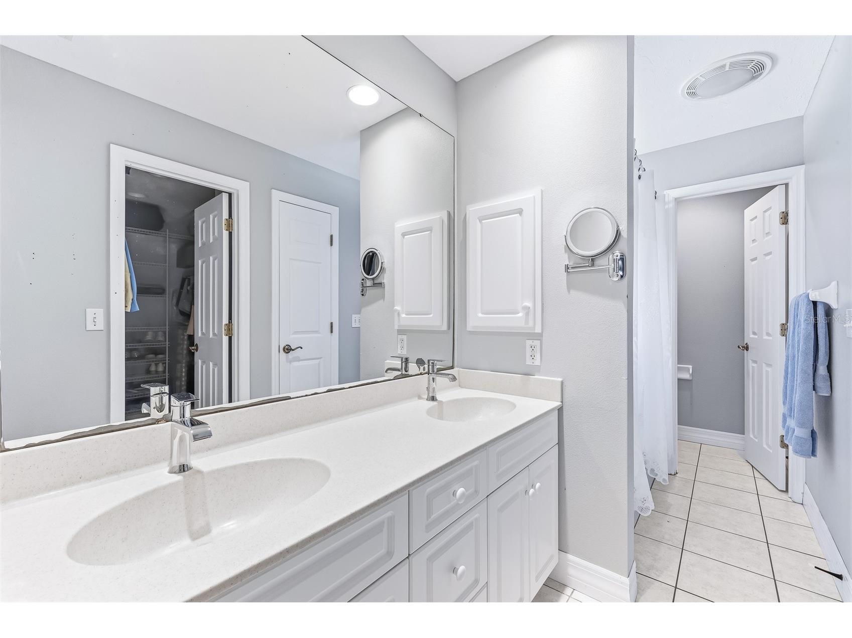 7565 Castle Drive Sarasota FL 34240 A4697250 image21