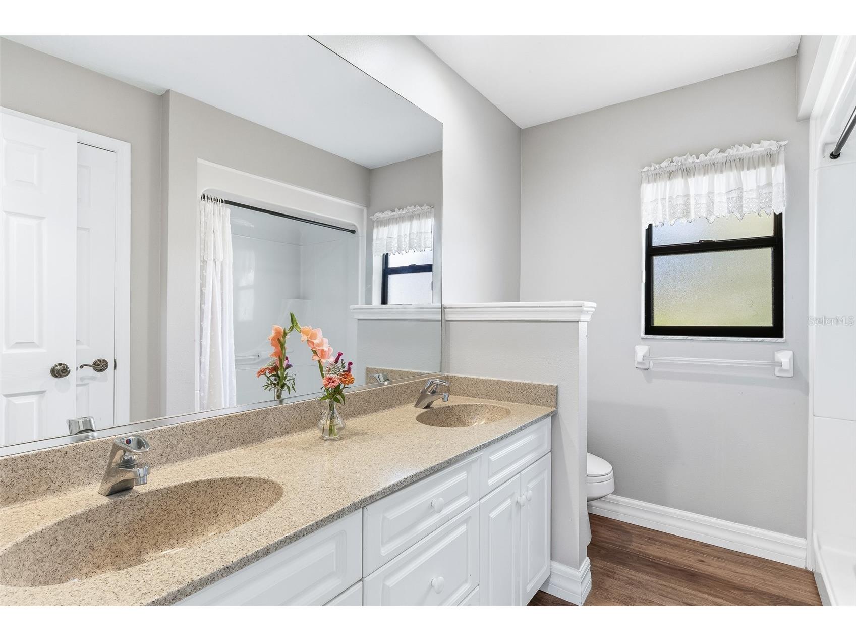 7565 Castle Drive Sarasota FL 34240 A4697250 image25
